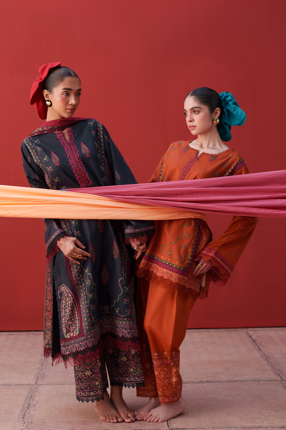 Saira Rizwan Laanem Luxury Lawn –Rust Orange