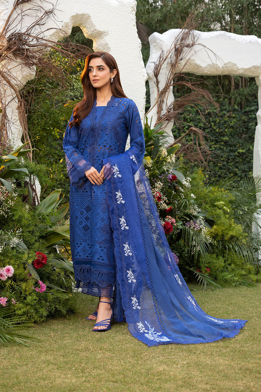 Sobia Nazir Luxury Lawn
