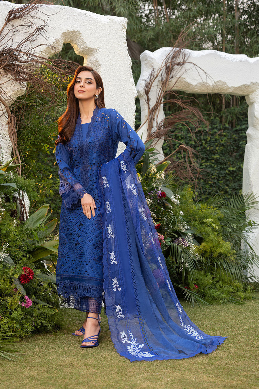 Sobia Nazir Luxury Lawn