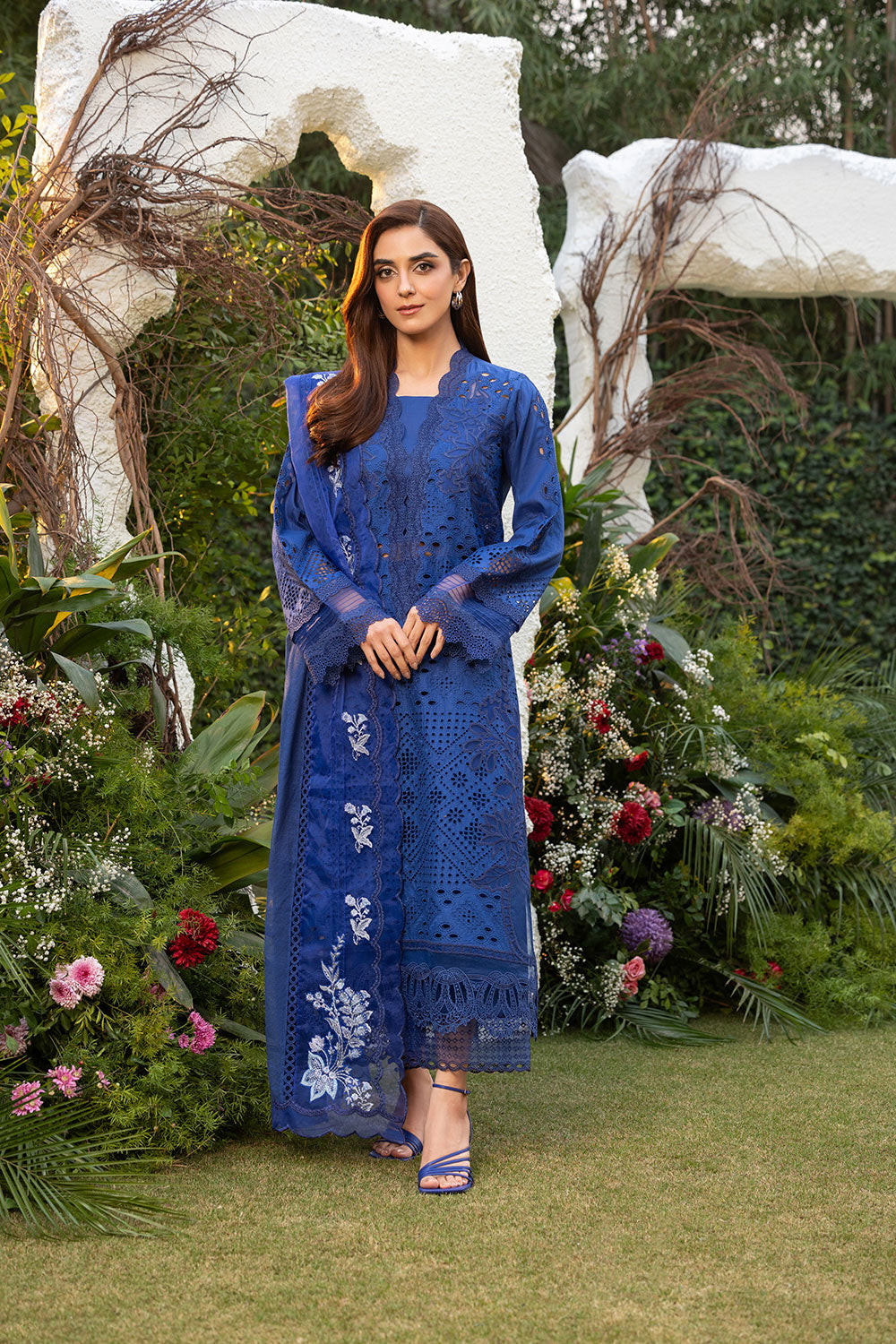 Sobia Nazir Luxury Lawn