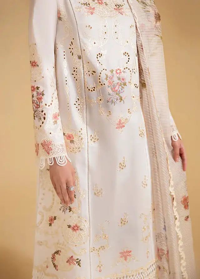 Qalamkar Qlinekari Chikankari Lawn