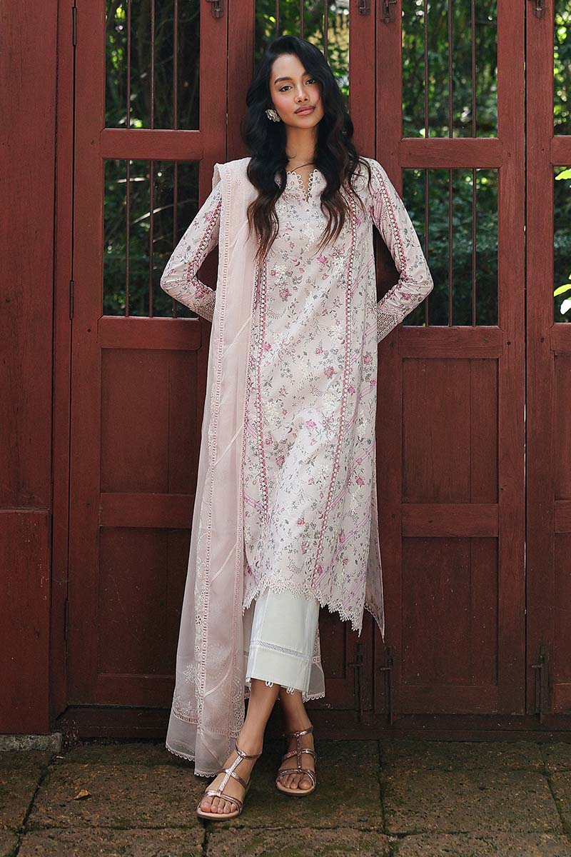 Qalamkar QPrints Spring/Summer Lawn
