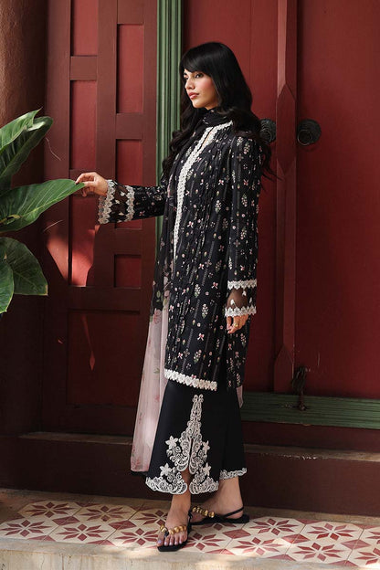 Qalamkar QPrints Spring/Summer Lawn