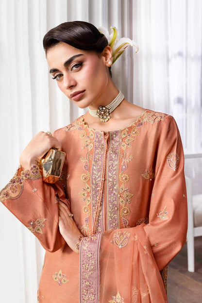 Rang Rasiya Lumeire Silk ’