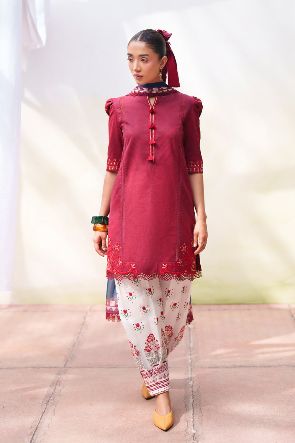 Saira Rizwan Laanem Luxury Lawn –Red