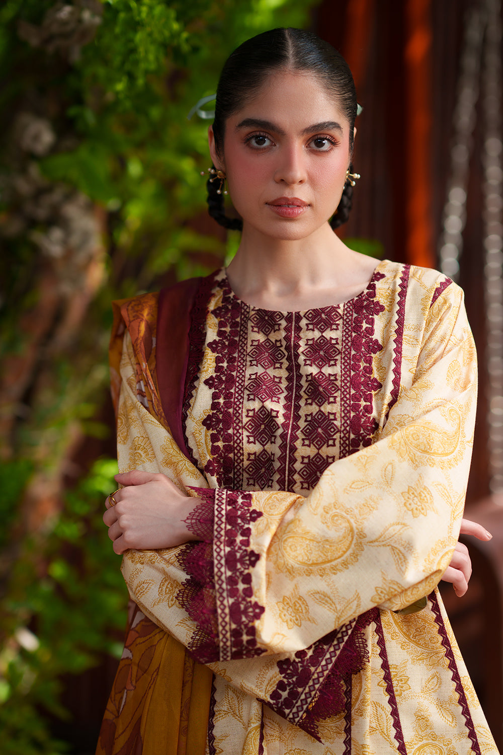 Saira Rizwan Laanem Luxury Lawn –Beige
