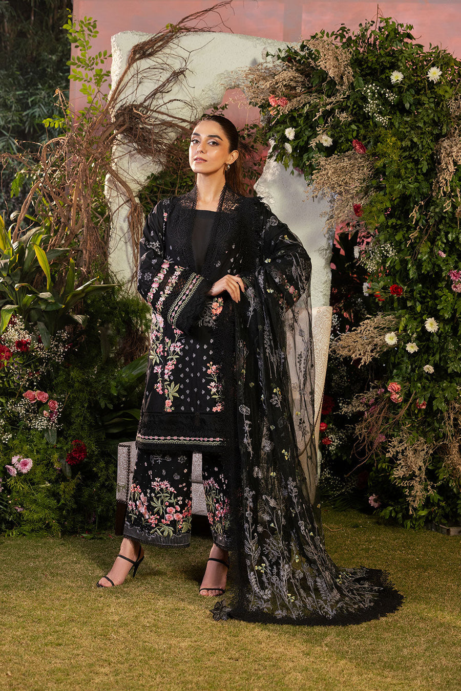 Sobia Nazir Summer Luxury Lawn