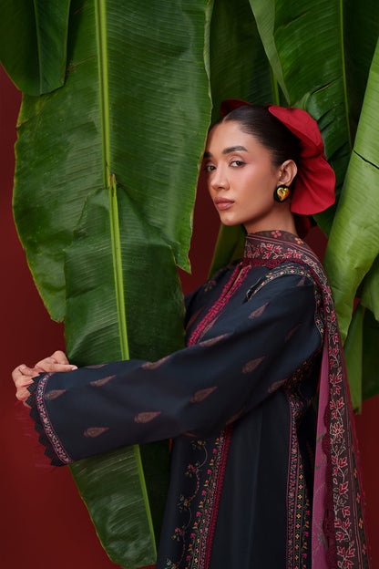 Saira Rizwan Laanem Luxury Lawn –Black
