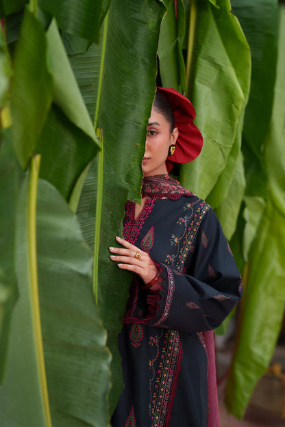 Saira Rizwan Laanem Luxury Lawn –Black