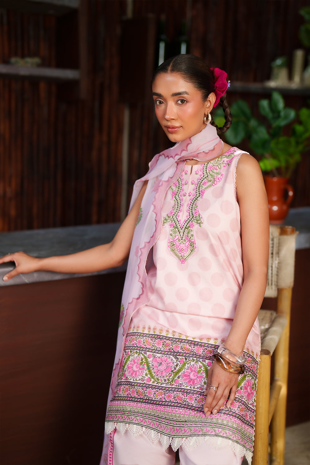 Saira Rizwan Laanem Luxury Lawn –Pink