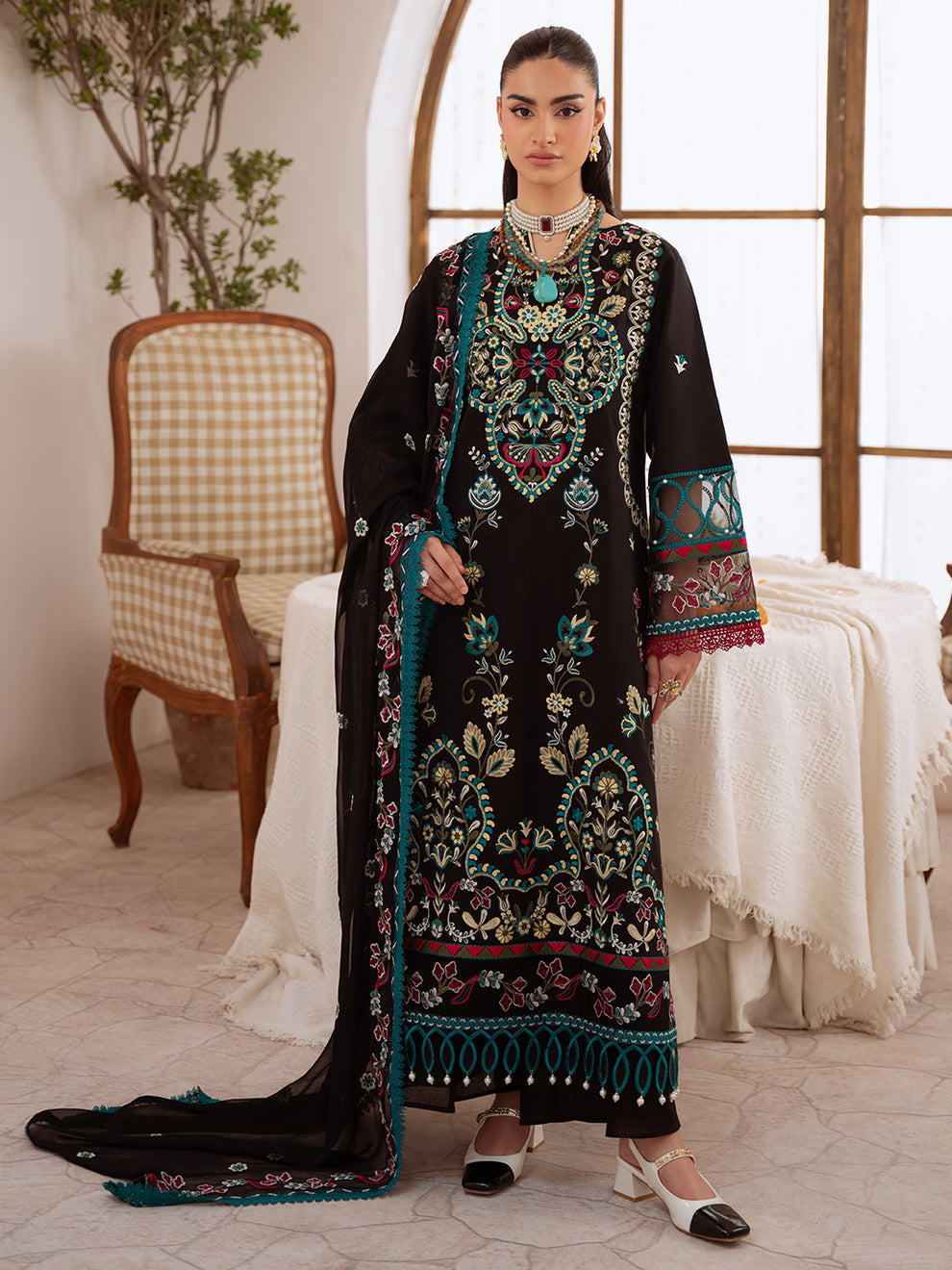 Mahnur Shanaya Lawn Spring/Summer