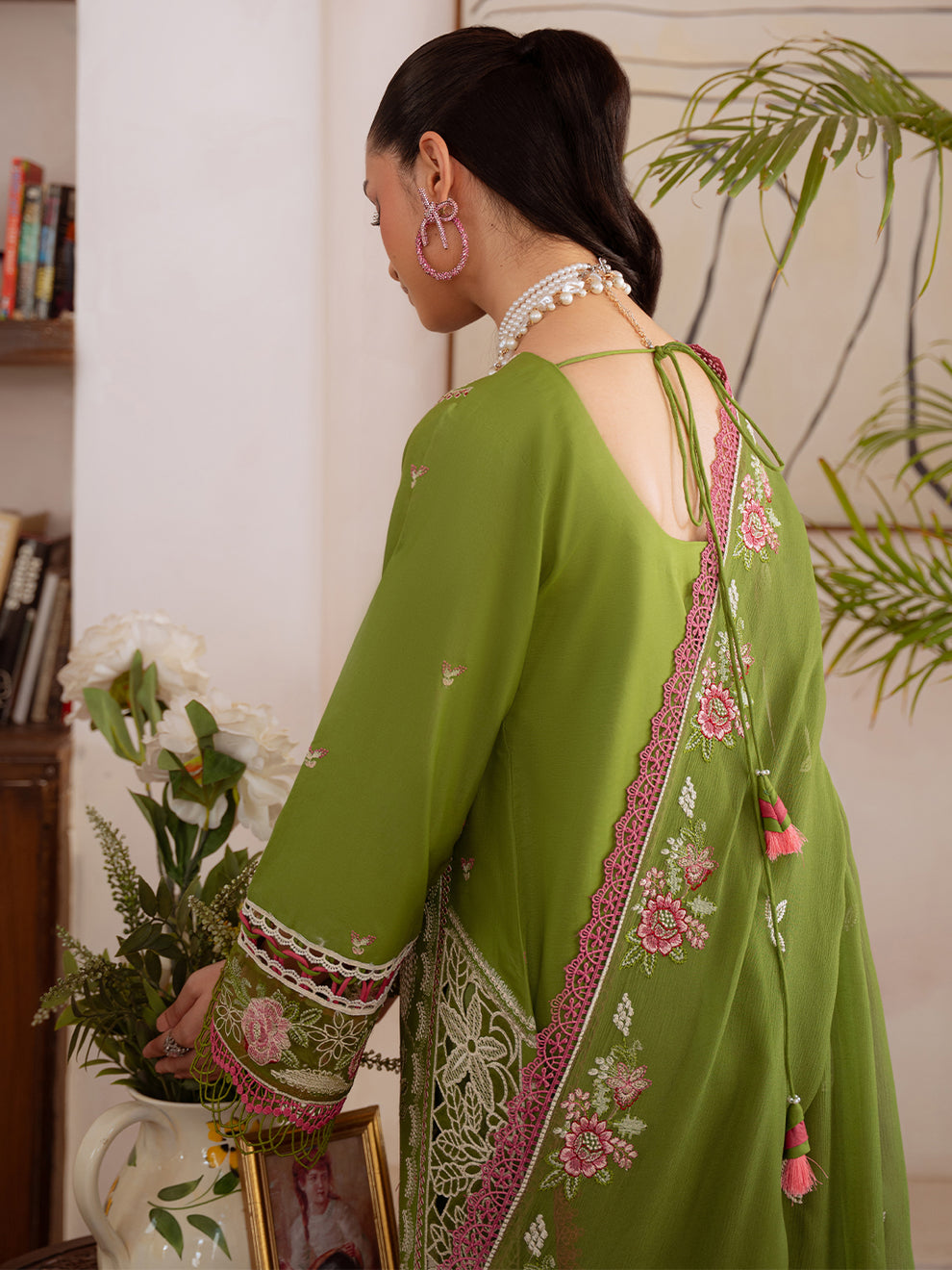 Mahnur Shanaya Lawn Spring/Summer