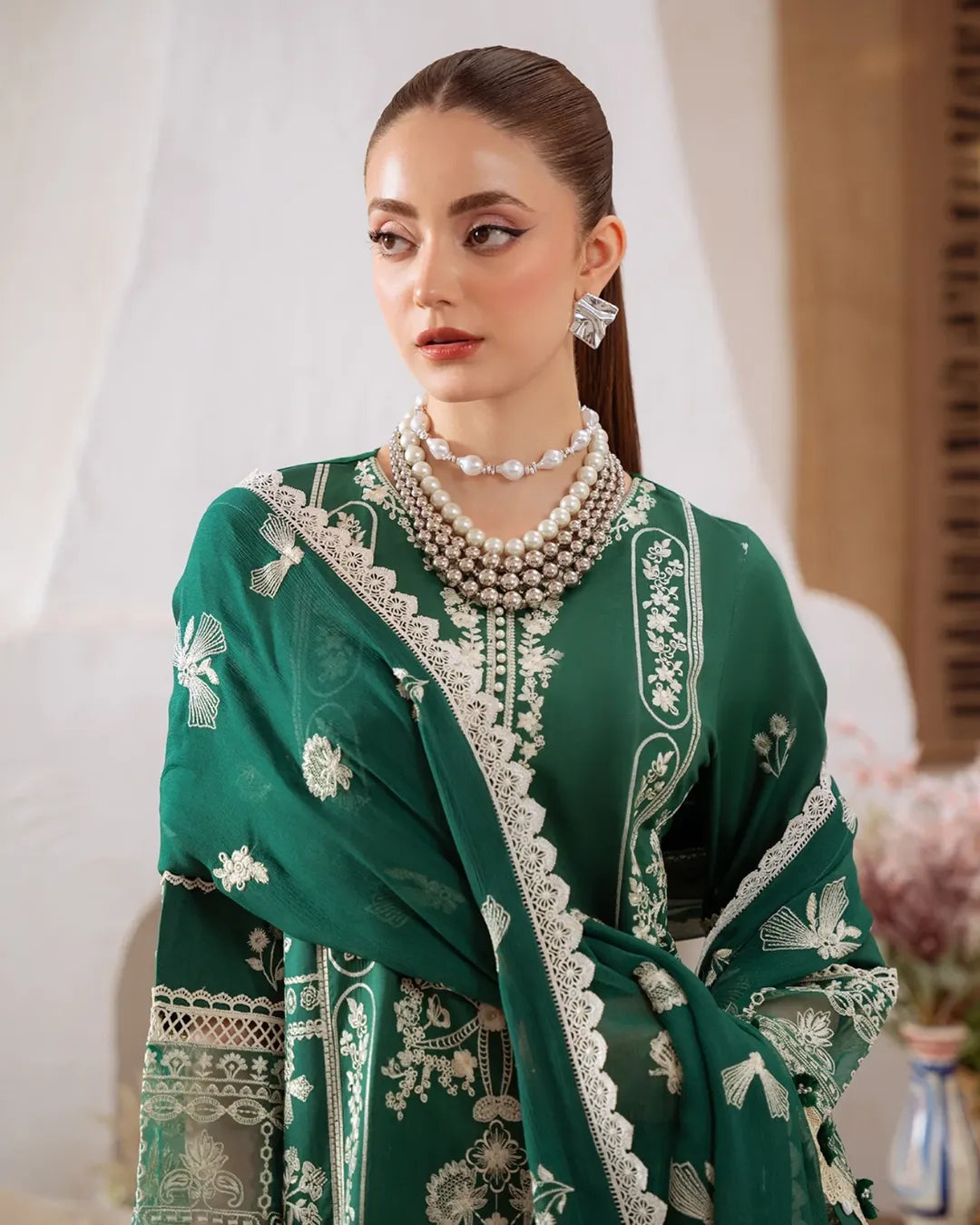 Mahnur Shanaya Lawn Spring/Summer