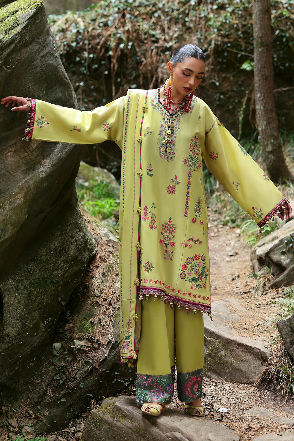 Zaha - Neelum Lawn'25