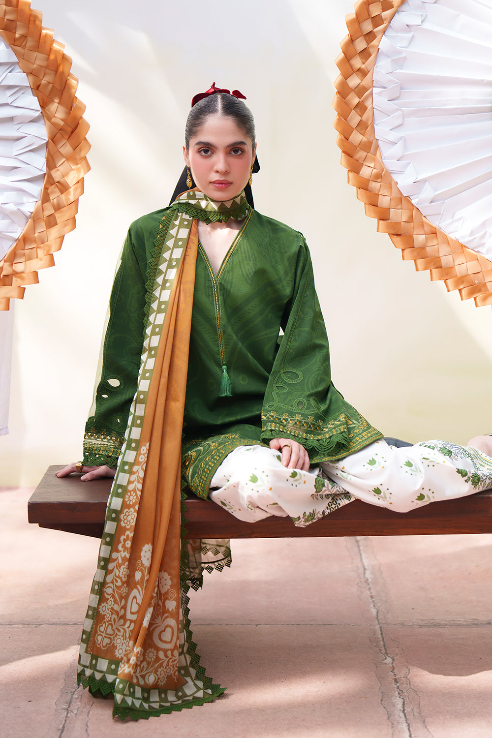 Saira Rizwan Laanem Luxury Lawn