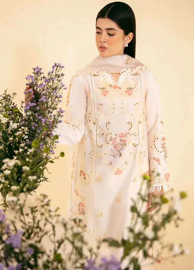Qalamkar Qlinekari Chikankari Lawn