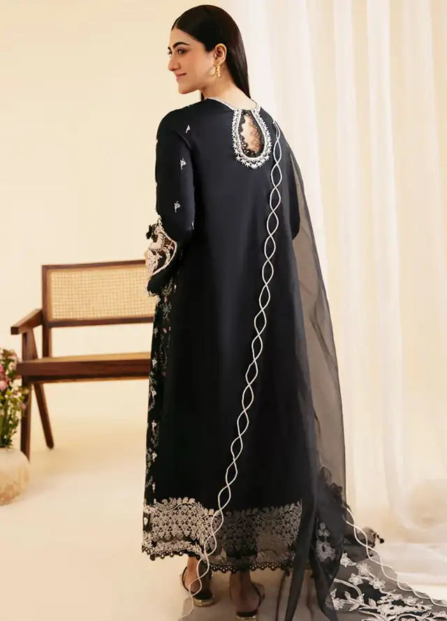 Qlinekari By Qalamkar Embroidered Lawn