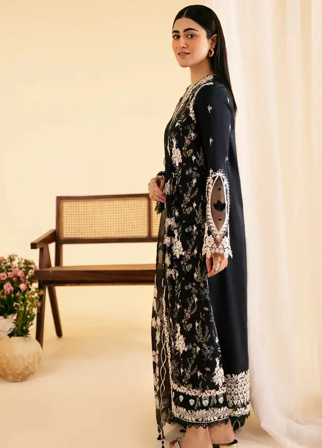 Qlinekari By Qalamkar Embroidered Lawn