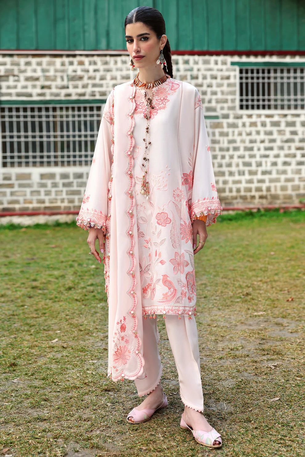 Zaha - Neelum Lawn'25